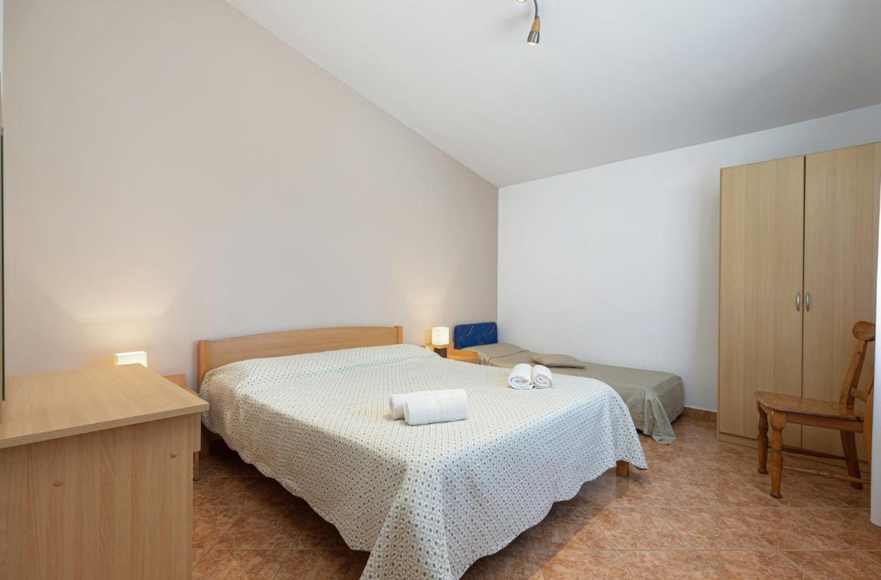 Palmira Appartement Poreč Buitenkant foto