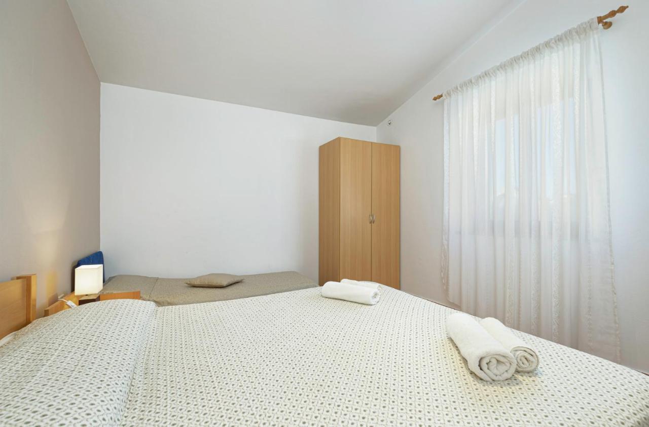 Palmira Appartement Poreč Buitenkant foto