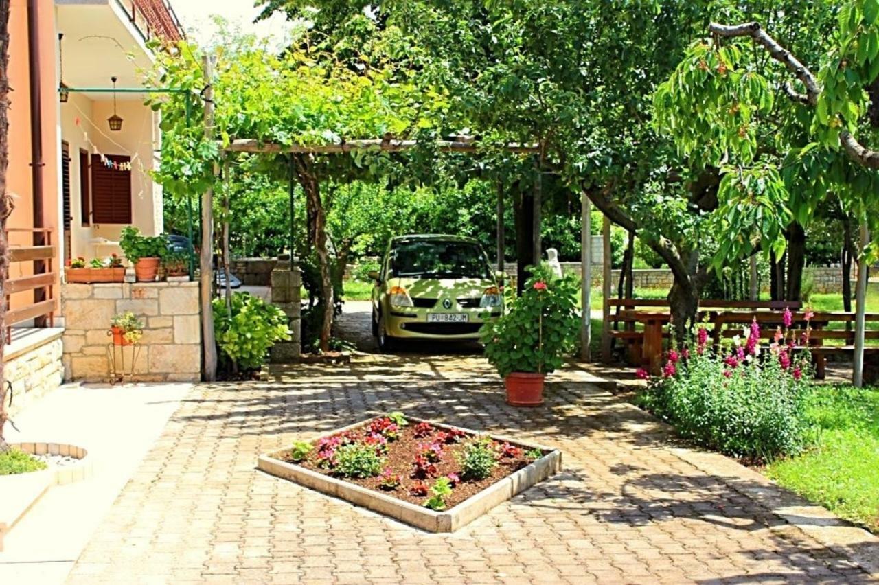 Palmira Appartement Poreč Buitenkant foto